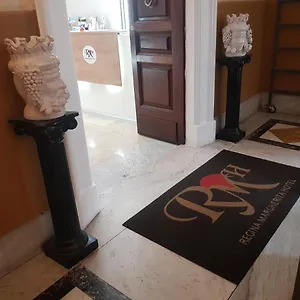 https://hotel-regina-margherita.taorminaitalyhotels.com